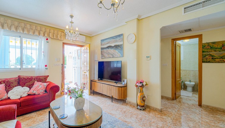 Jälleenmyynti - Paritalo/Rivitalo - Torrevieja - Punta Prima