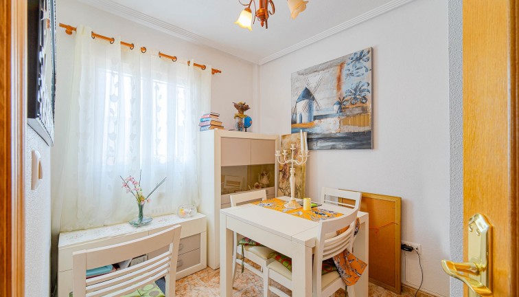 Jälleenmyynti - Paritalo/Rivitalo - Torrevieja - Punta Prima