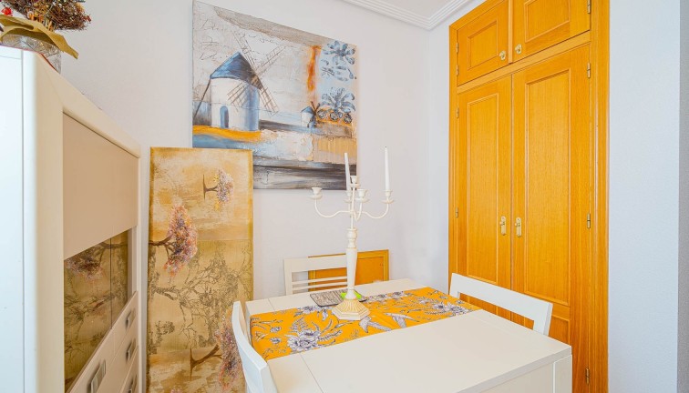 Jälleenmyynti - Paritalo/Rivitalo - Torrevieja - Punta Prima