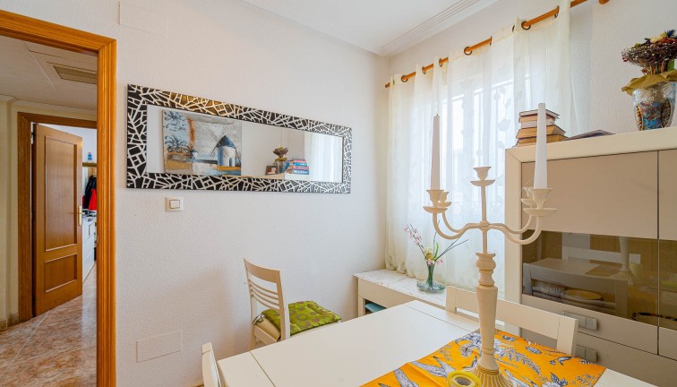 Jälleenmyynti - Paritalo/Rivitalo - Torrevieja - Punta Prima