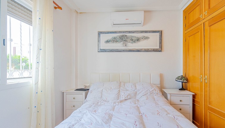 Jälleenmyynti - Paritalo/Rivitalo - Torrevieja - Punta Prima