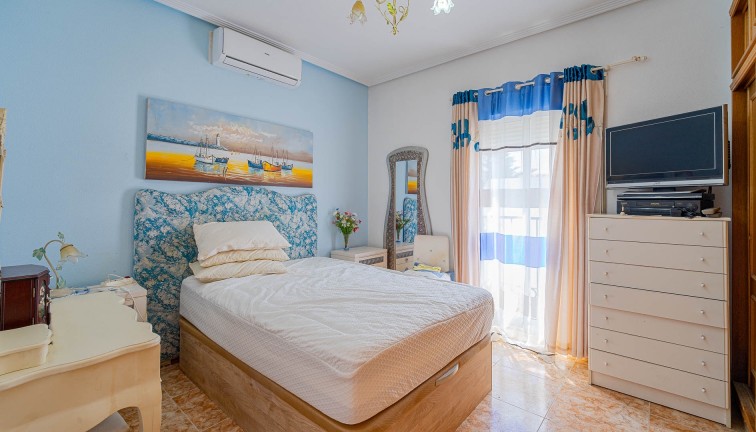 Jälleenmyynti - Paritalo/Rivitalo - Torrevieja - Punta Prima