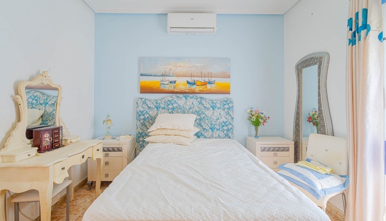 Jälleenmyynti - Paritalo/Rivitalo - Torrevieja - Punta Prima