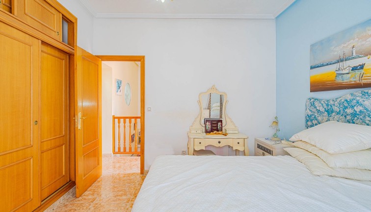 Jälleenmyynti - Paritalo/Rivitalo - Torrevieja - Punta Prima