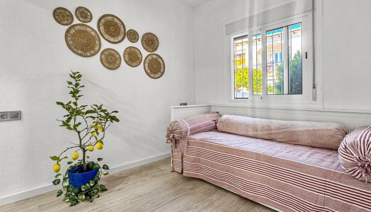Jälleenmyynti - Bungalow - Torrevieja - Los Balcones