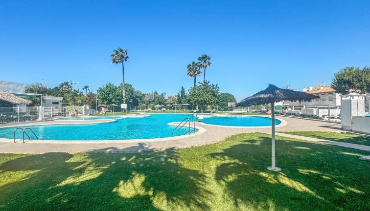 Jälleenmyynti - Bungalow - Torrevieja - Los Balcones