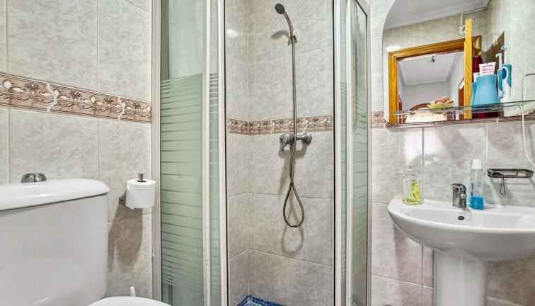 Resale - Bungalow - Orihuela Costa - La Florida