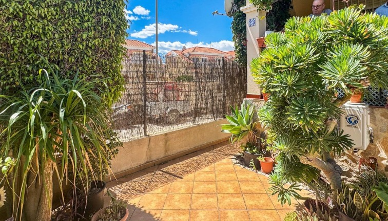 Resale - Bungalow - Orihuela Costa - La Florida