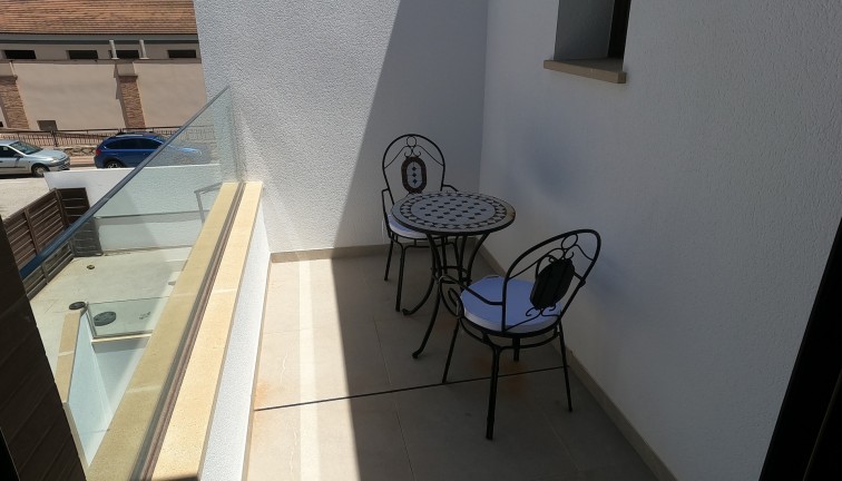 Jälleenmyynti - Erillistalo - Algorfa - La Finca Golf