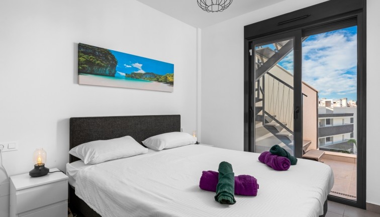 Jälleenmyynti - Asunto - Ylimmän kerroksen asunto - Orihuela Costa - Villamartín