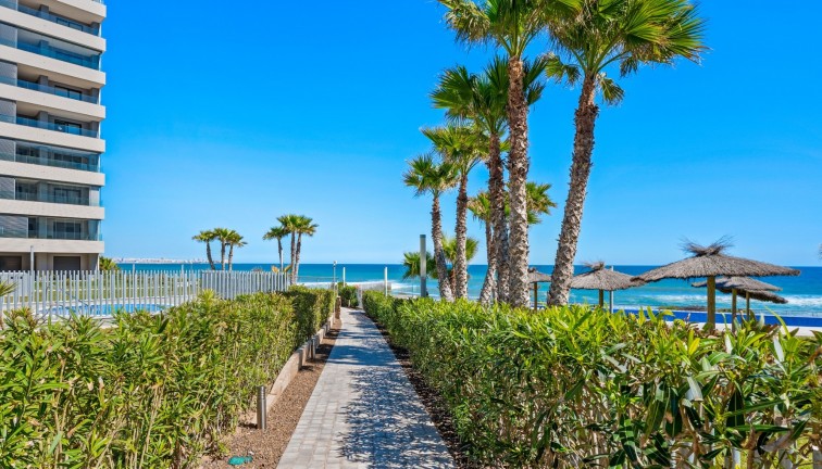 Jälleenmyynti - Asunto - Orihuela Costa - Punta Prima