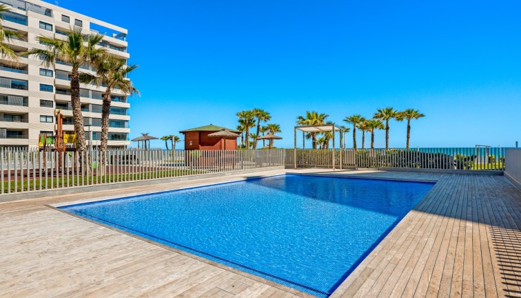 Jälleenmyynti - Asunto - Orihuela Costa - Punta Prima