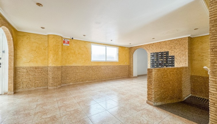 Resale - Apartment - Torrevieja - El Molino