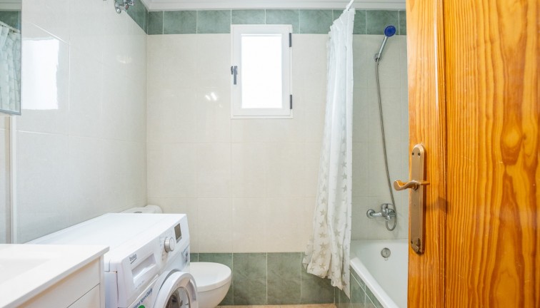 Resale - Apartment - Torrevieja - El Molino