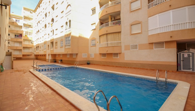 Resale - Apartment - Torrevieja - El Molino