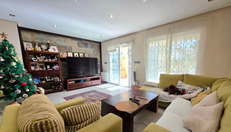 Resale - Chalet - Dehesa de campoamor - Campoamor