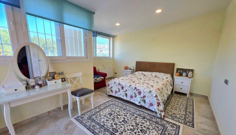 Resale - Chalet - Dehesa de campoamor - Campoamor