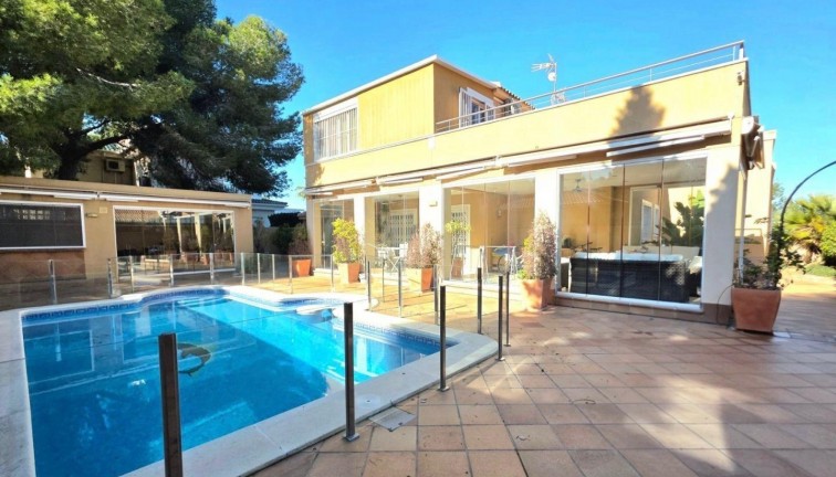 Resale - Chalet - Dehesa de campoamor - Campoamor