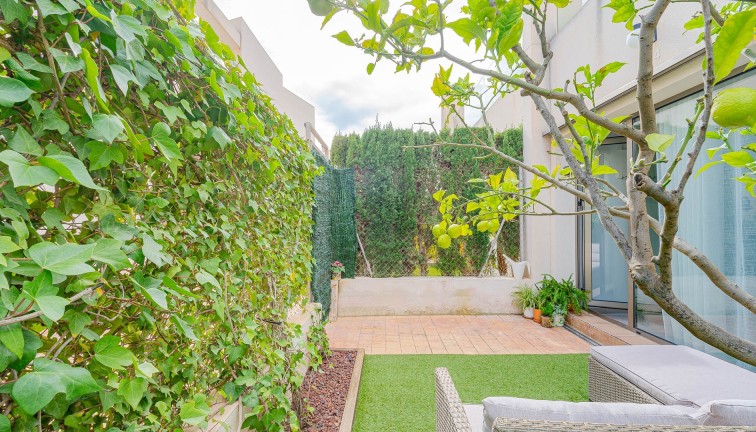 Resale - Semi-Detached - Punta Prima