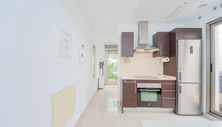 Resale - Semi-Detached - Punta Prima