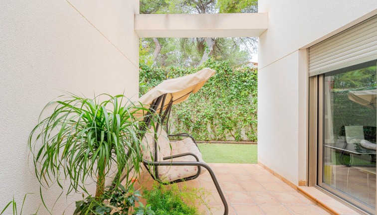 Resale - Semi-Detached - Punta Prima