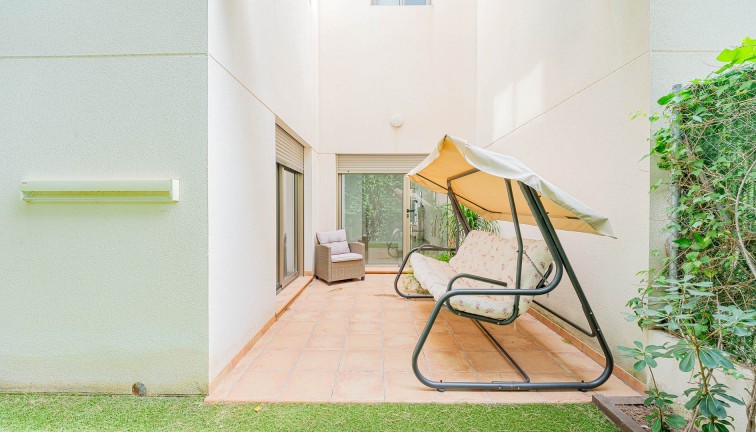 Resale - Semi-Detached - Punta Prima
