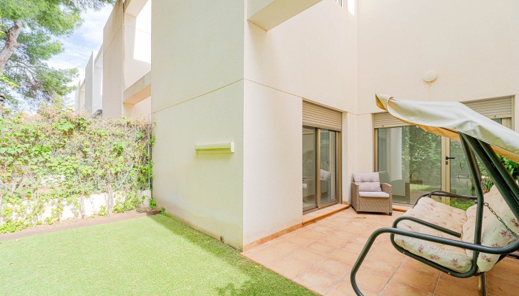 Resale - Semi-Detached - Punta Prima