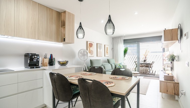 Resale - Apartment - Torrevieja - Los Balcones