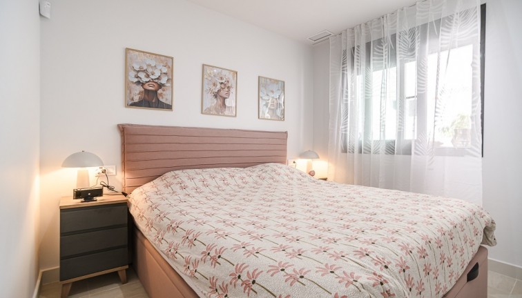 Resale - Apartment - Torrevieja - Los Balcones