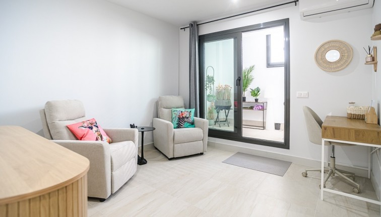 Resale - Apartment - Torrevieja - Los Balcones