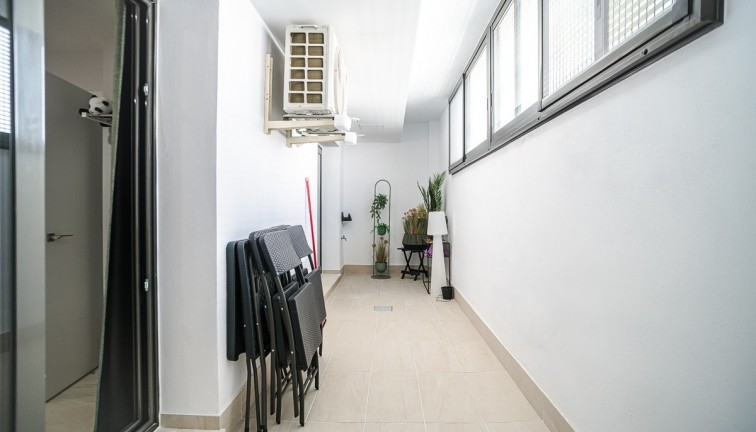 Resale - Apartment - Torrevieja - Los Balcones