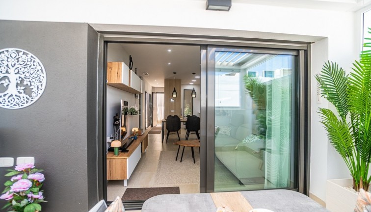 Resale - Apartment - Torrevieja - Los Balcones