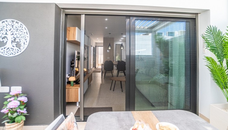 Resale - Apartment - Torrevieja - Los Balcones