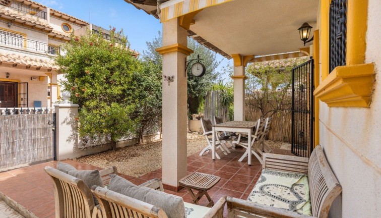Jälleenmyynti - Erillistalo - Orihuela Costa - Cabo Roig