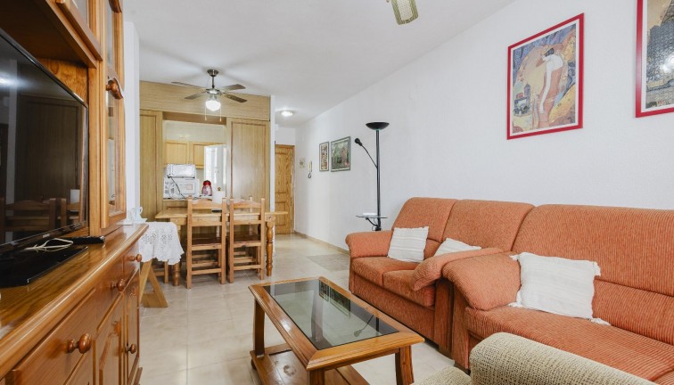 Jälleenmyynti - Asunto - Ylimmän kerroksen asunto - Torrevieja - Acequion