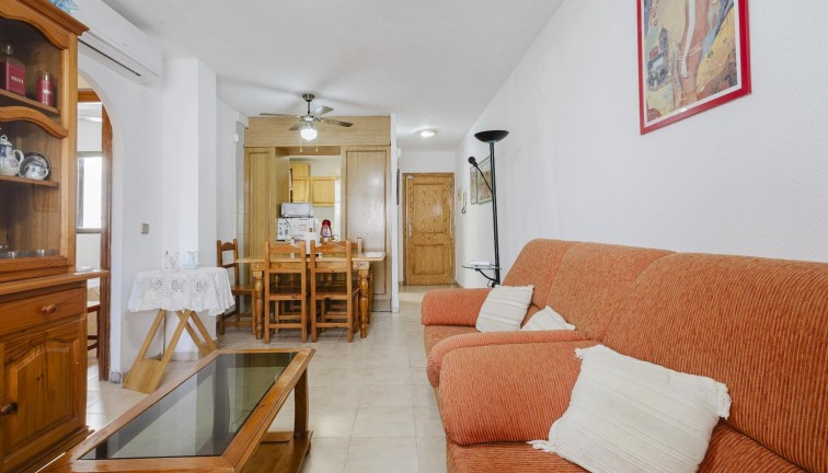 Jälleenmyynti - Asunto - Ylimmän kerroksen asunto - Torrevieja - Acequion