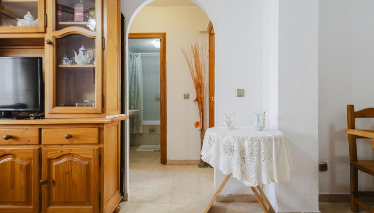 Jälleenmyynti - Asunto - Ylimmän kerroksen asunto - Torrevieja - Acequion