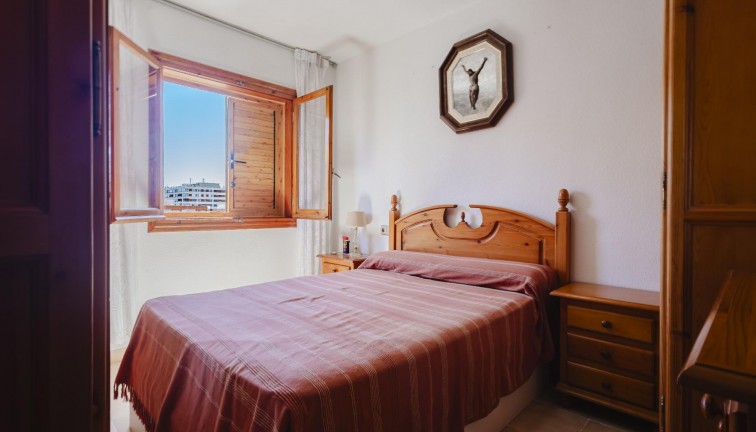 Jälleenmyynti - Asunto - Ylimmän kerroksen asunto - Torrevieja - Acequion