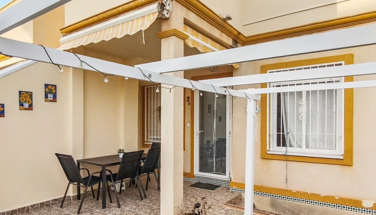 Jälleenmyynti - Bungalow - Orihuela Costa - Playa Flamenca