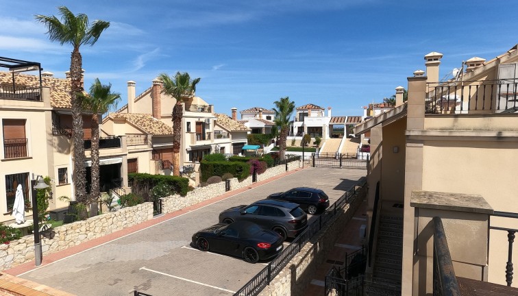 Jälleenmyynti - Asunto - Algorfa - La Finca Golf