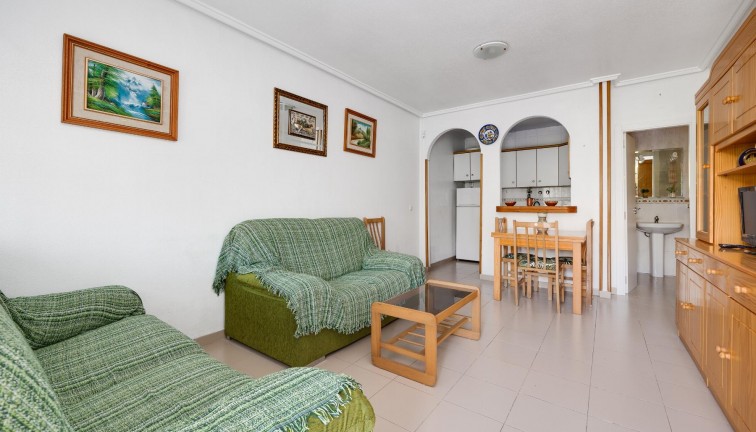 Jälleenmyynti - Bungalow - Torrevieja - Acequion