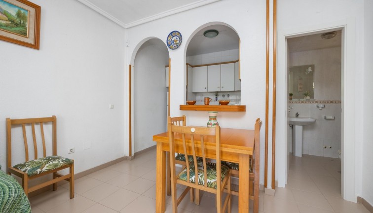 Jälleenmyynti - Bungalow - Torrevieja - Acequion