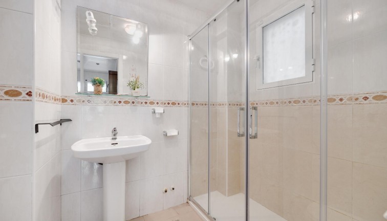 Jälleenmyynti - Bungalow - Torrevieja - Acequion