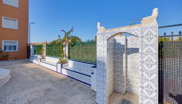 Jälleenmyynti - Bungalow - Torrevieja - Acequion