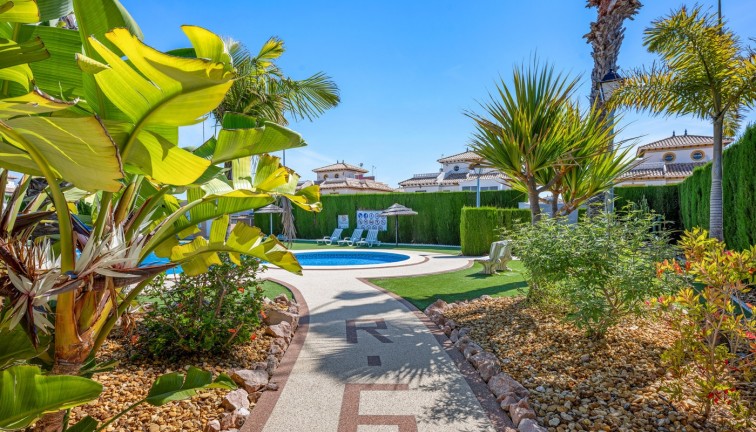 Jälleenmyynti - Paritalo/Rivitalo - Lomas de Cabo Roig