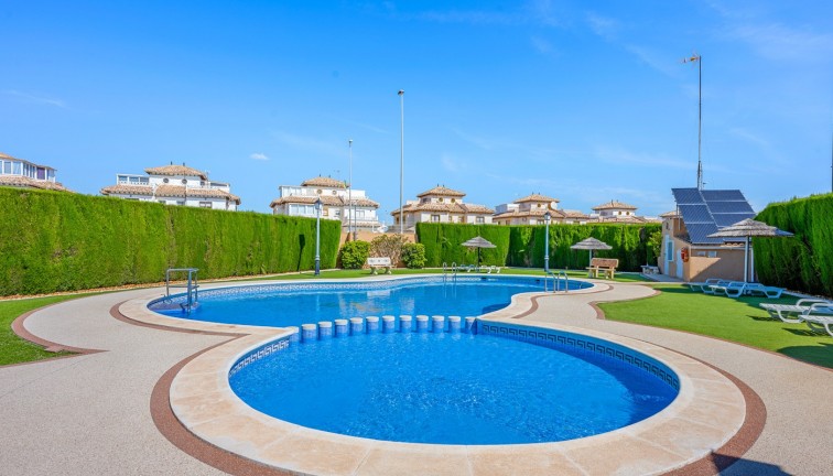 Jälleenmyynti - Paritalo/Rivitalo - Lomas de Cabo Roig