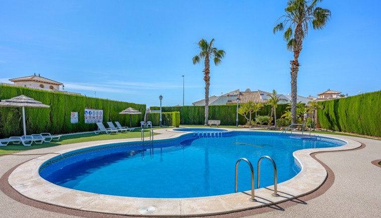 Jälleenmyynti - Paritalo/Rivitalo - Lomas de Cabo Roig