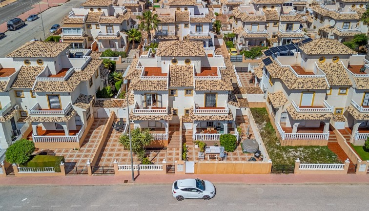 Jälleenmyynti - Paritalo/Rivitalo - Lomas de Cabo Roig