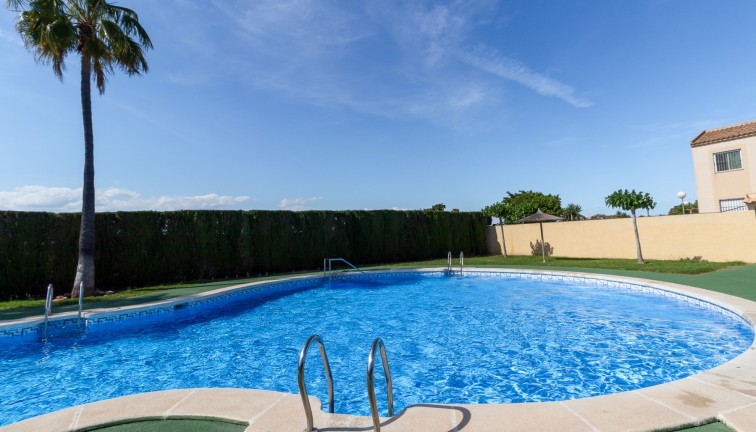 Återförsäljning - Lägenhet - Torrevieja - San Luis