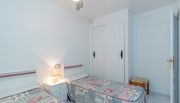 Återförsäljning - Lägenhet - Torrevieja - San Luis